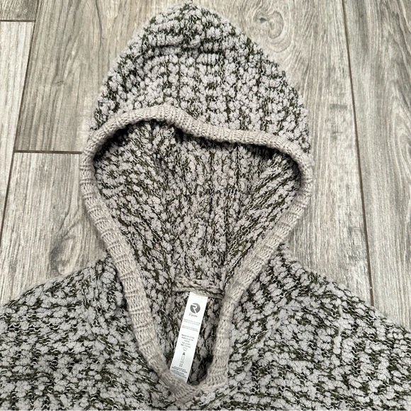 Toddler Ripzone Poncho, 2T in Light/Charcoal Grey - Picture 7 of 11